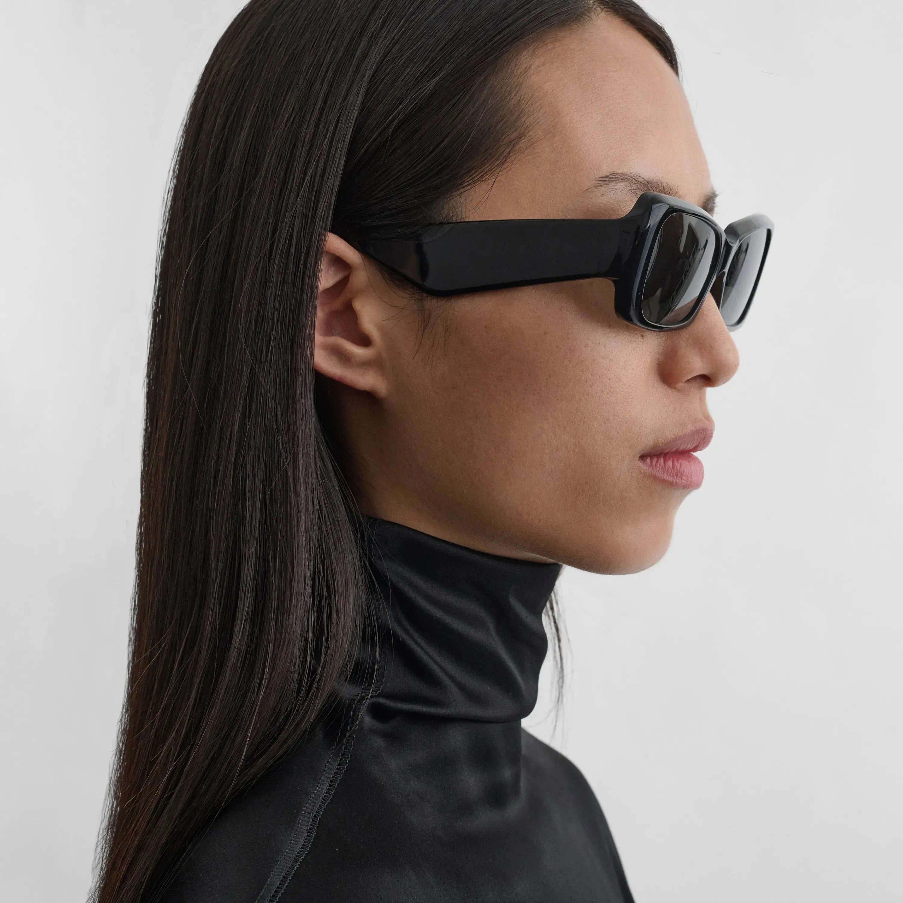 SCORE SUNGLASSES | black acetate